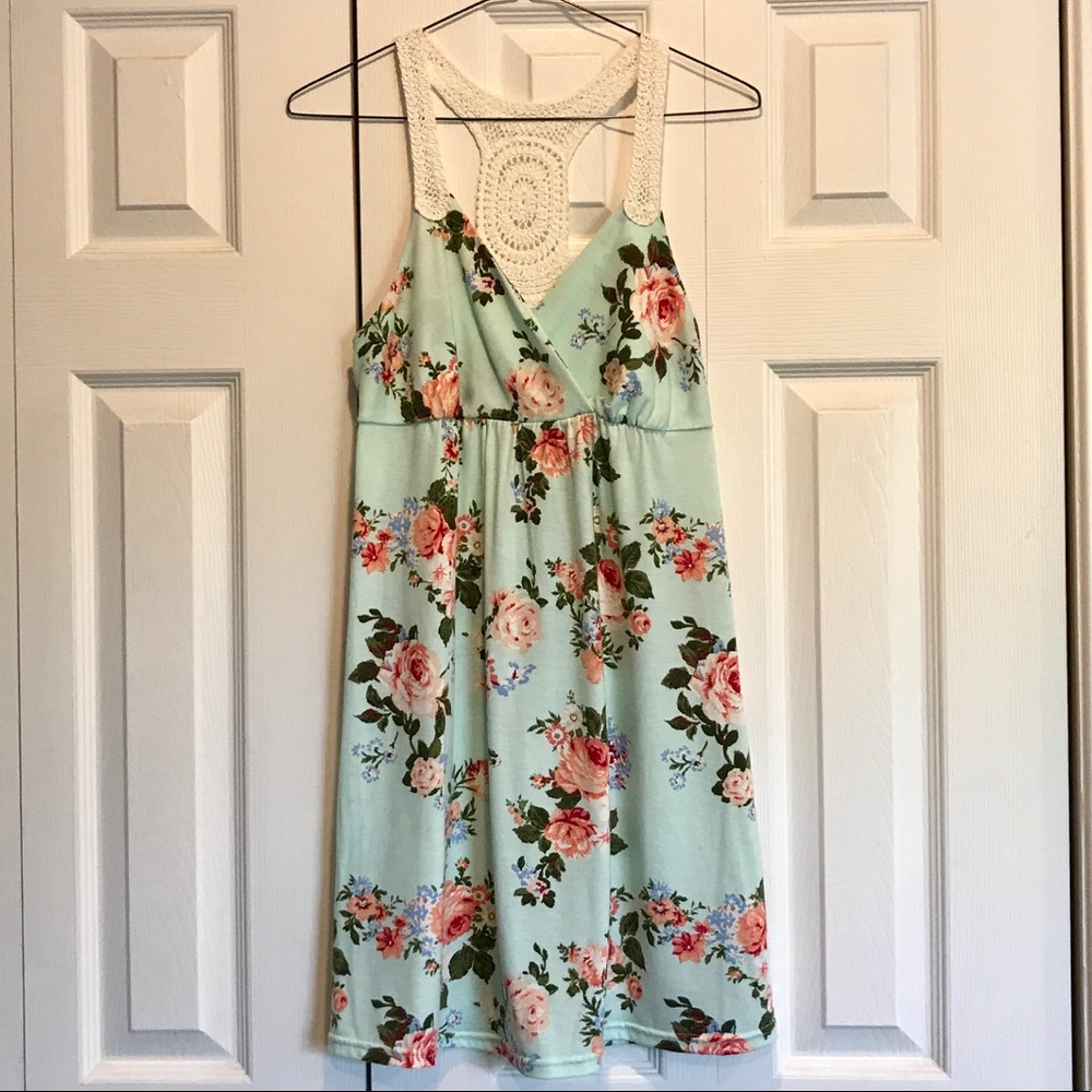 Floral Summer Dress! ❤️